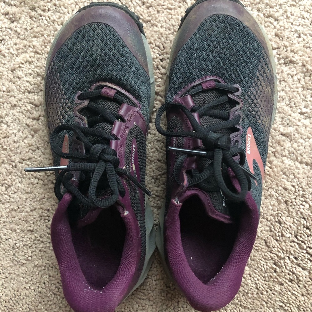 Brooks Pure Grit Trail Runners